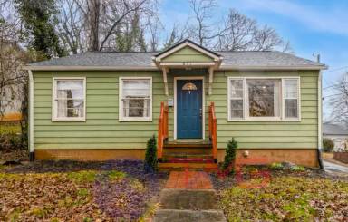 Main picture of 611 W Glenwood Ave