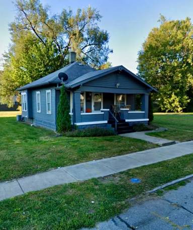 Main picture of 623 2nd Ave