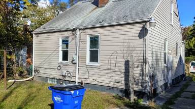 Main picture of 19335 Gable St
