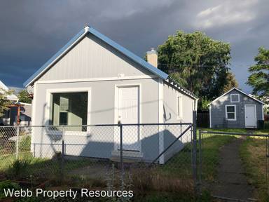 Main picture of 446 SW Birch Pl