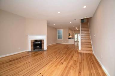 Main picture of 322 S Carolina Ave SE