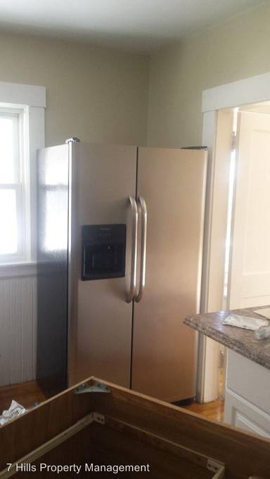Main picture of 18 Highland Ct