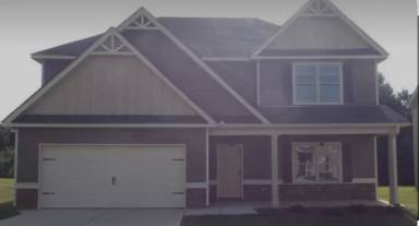 Main picture of 3 New Castle Dr