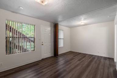 Main picture of 5851 Anderson Ave SE