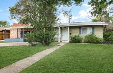 Main picture of 235 Saratoga Dr