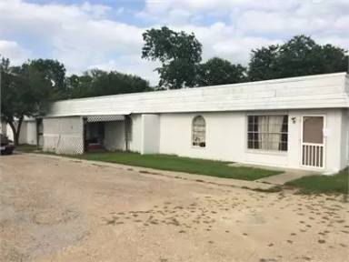 Main picture of 5172 W. Hwy 190 - C