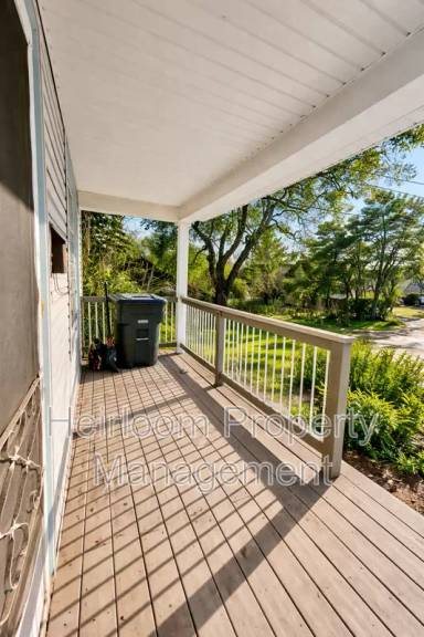 Main picture of 718 N 10th Ave E