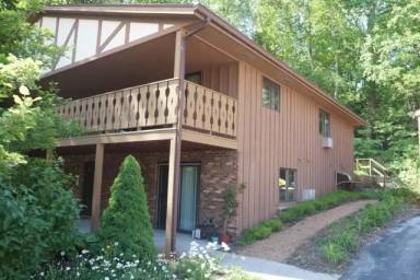 Main picture of 919 Raymond Dr