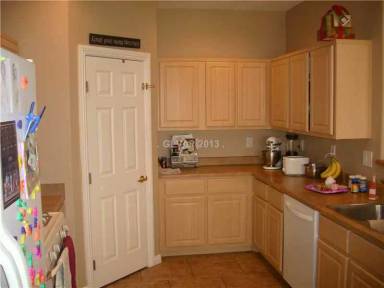 Main picture of 8932-8967 Tomnitz Ave