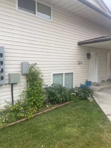 Main picture of 301 Kelly Road