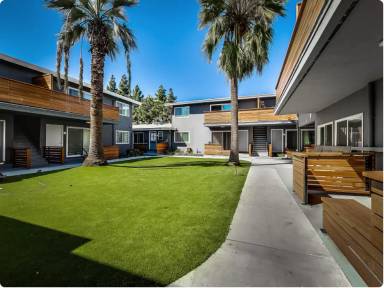 Main picture of 1090 Sunnyvale Saratoga Rd