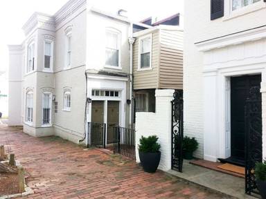 Main picture of 4029 Benton St NW