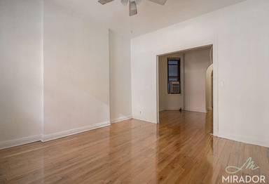 Main picture of 223 Sullivan St