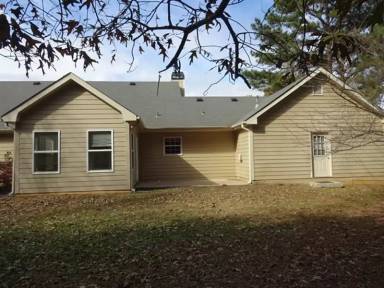 Main picture of 241 Fairbrook Ln