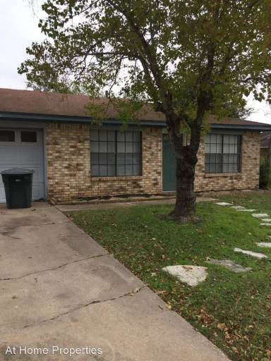Main picture of 1115 S Dexter Dr