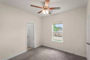 Main picture of 2407 Ferguson Way