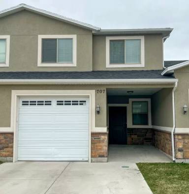 Main picture of 711 S 70 E