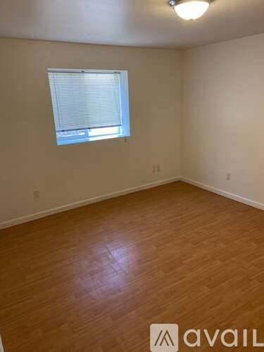 Main picture of 561 Poplar Ave