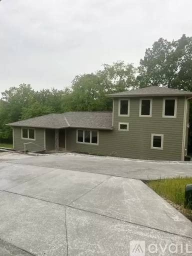 Main picture of 235 S Willow Ave