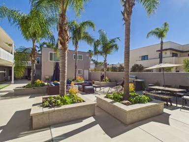 Main picture of 3334 Eureka Pl