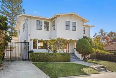 Main picture of 4314 View St