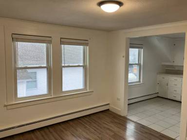Main picture of 18 Center St