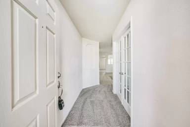 Main picture of 21323 Slate Crossing Ln