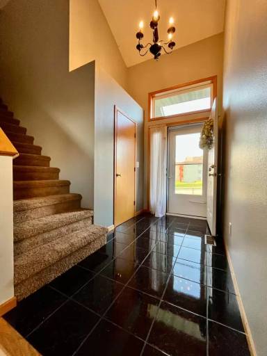 Main picture of 2263 Holiday Rd