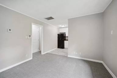 Main picture of 569 Lawton St SW
