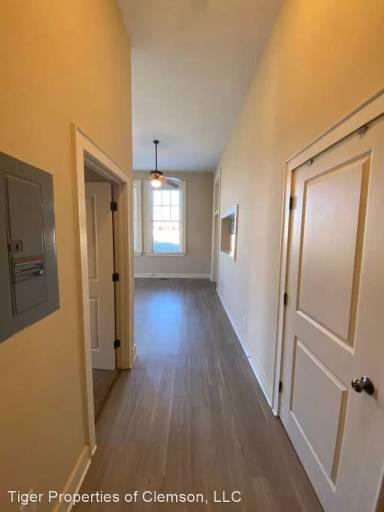 Main picture of 304 Church St