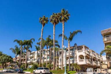 Main picture of 520 Esplanade