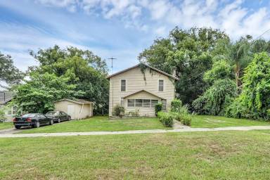 Main picture of 357 W Minneola Ave