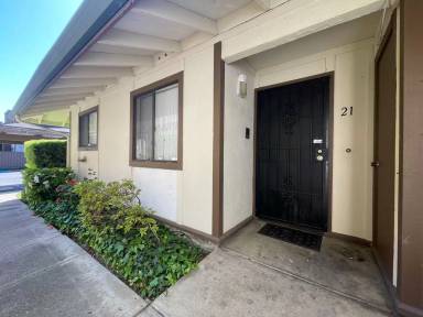 Main picture of 2400 Sunny Ln