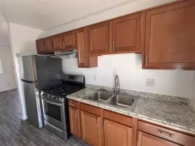 Main picture of 19 N 6th St