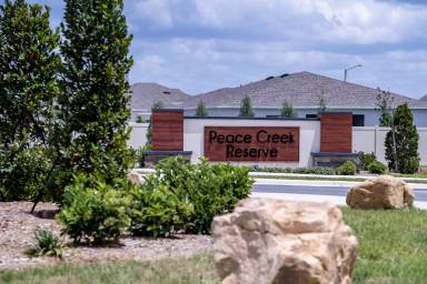 Main picture of 728 Reggie Rd