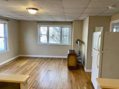 Main picture of 9 Clement St