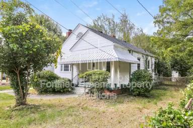 Main picture of 1504 McCormick St