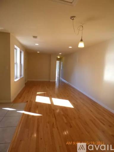 Main picture of 3827 Hamilton St