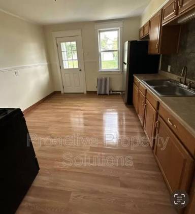 Main picture of 214 N Fillmore Ave