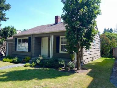 Main picture of 3636 34th Ave W