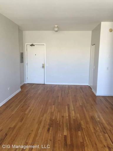 Main picture of 1625 W Howard St