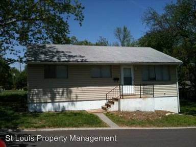 Main picture of 6300 Evergreen Blvd