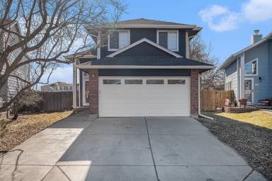 Main picture of 8917 Cloverleaf Cir