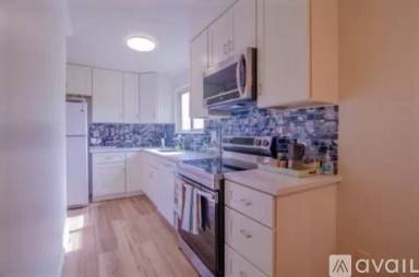 Main picture of 55 Fairmount Ave