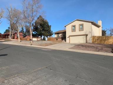 Main picture of 2955 Lavarie Dr