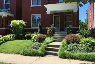 Main picture of 3016 Victor St