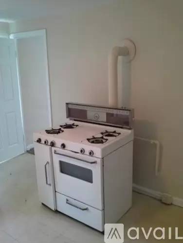 Main picture of 130 Central St