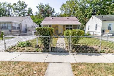 Main picture of 3270 Ralston Ave