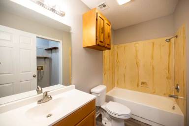 Main picture of 286 Victoria Dr