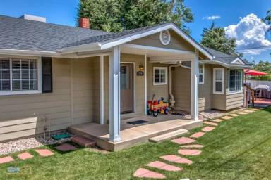 Main picture of 2530 9th St